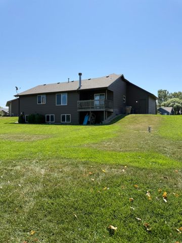 1605 N Nickelton Cir, Wichita, KS 67235