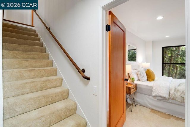 7875 7875 Skyline Blvd, Oakland, CA 94611