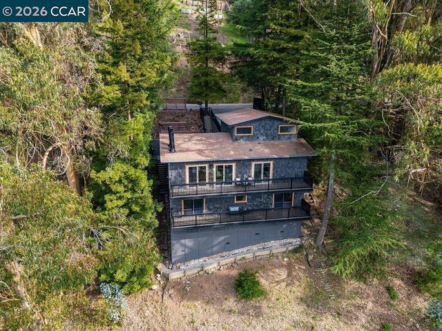 7875 7875 Skyline Blvd, Oakland, CA 94611