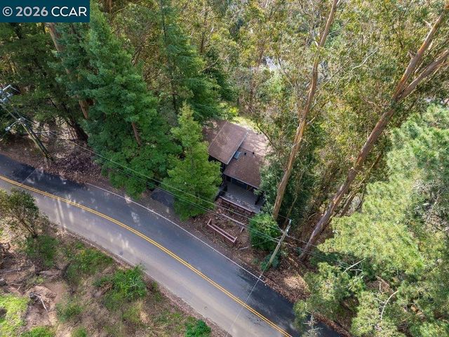 7875 7875 Skyline Blvd, Oakland, CA 94611