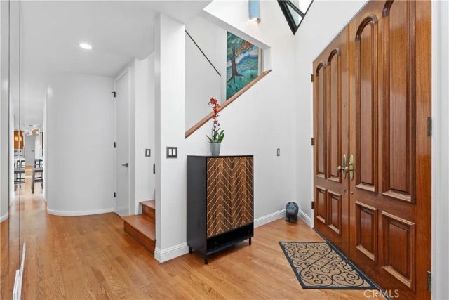 341 S Meadows, Manhattan Beach, CA 90266