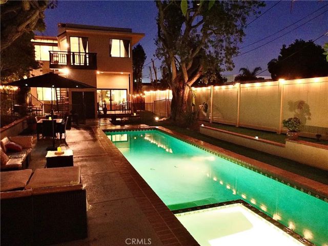 341 S Meadows, Manhattan Beach, CA 90266