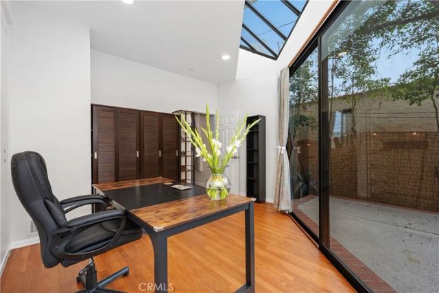 341 S Meadows, Manhattan Beach, CA 90266