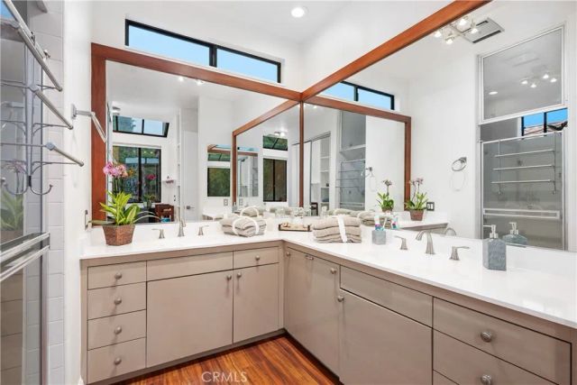 341 S Meadows, Manhattan Beach, CA 90266
