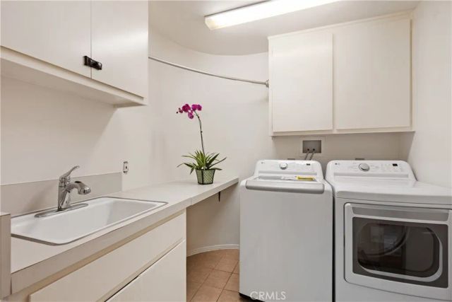 341 S Meadows, Manhattan Beach, CA 90266