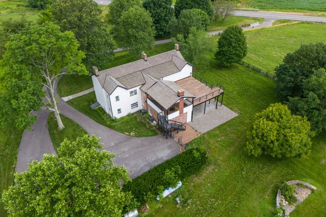 1975 Georgetown Road, Paris, KY 40361