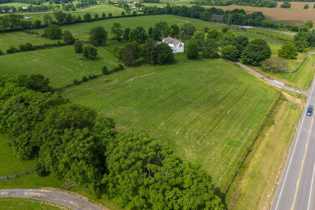 1975 Georgetown Road, Paris, KY 40361