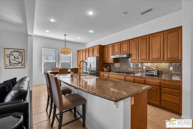 105 Shoreline Drive, Rancho Mirage, CA 92270