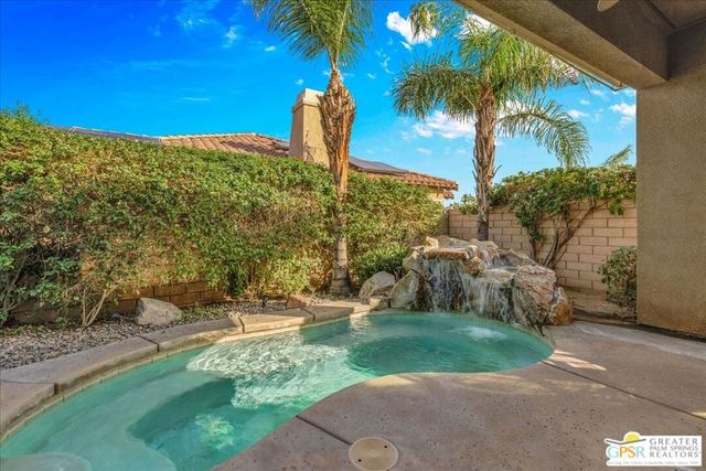105 Shoreline Drive, Rancho Mirage, CA 92270
