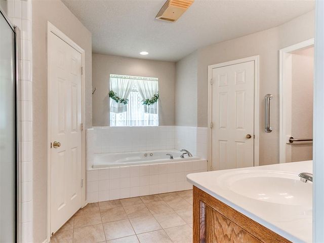 15200 SE 73rd Street, Choctaw, OK 73020