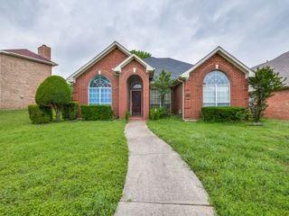 1503 Dutchman Creek Drive, Desoto, TX 75115