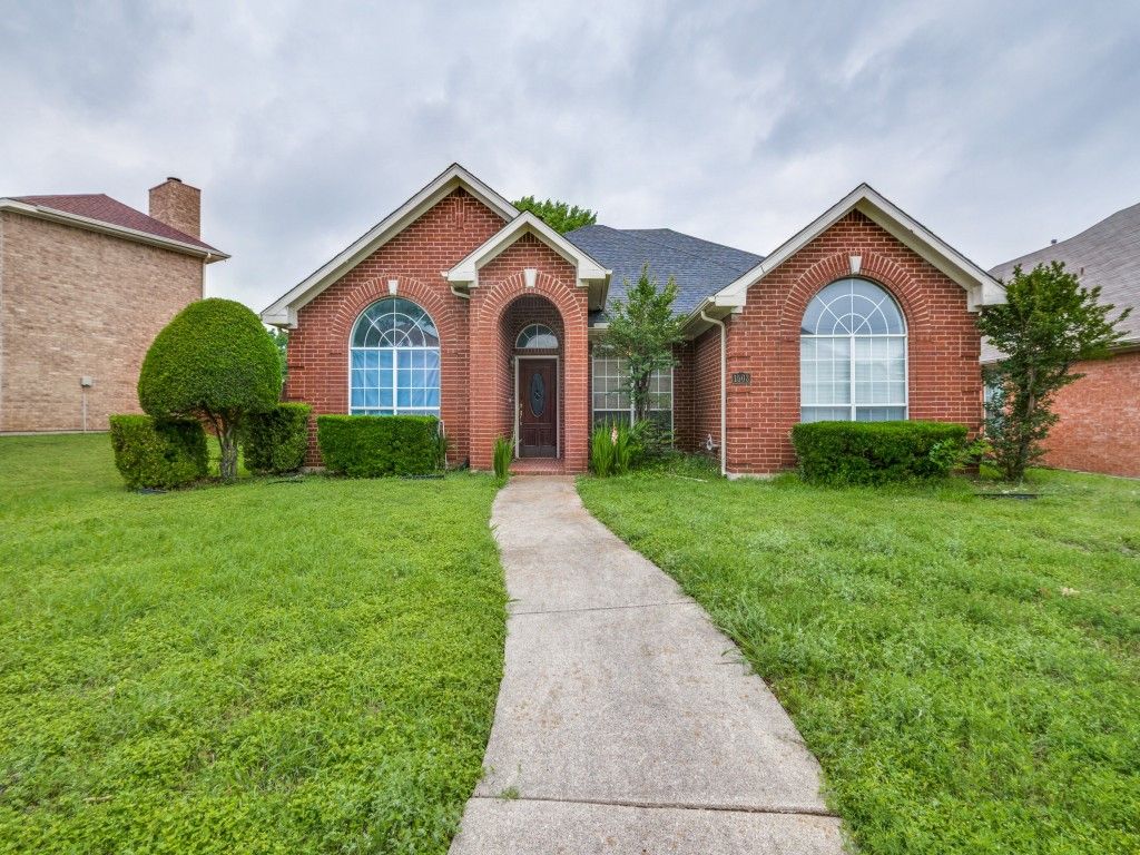 1503 Dutchman Creek Drive, Desoto, TX 75115
