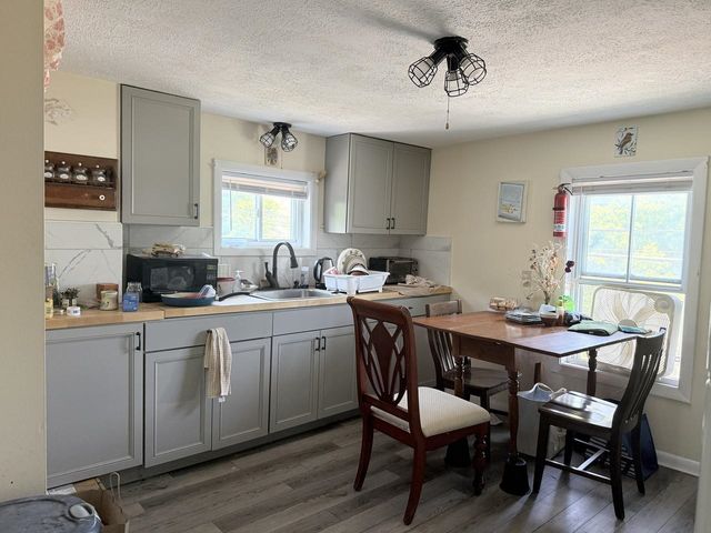 87 Spring Street, Burlington, VT 05401
