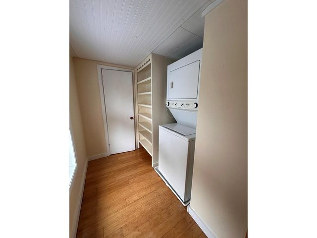 87 Spring Street, Burlington, VT 05401
