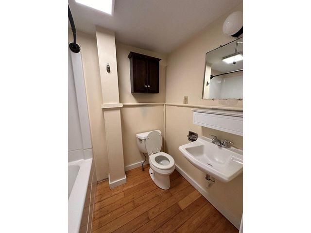 87 Spring Street, Burlington, VT 05401