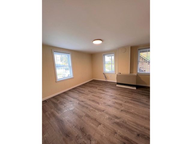 87 Spring Street, Burlington, VT 05401