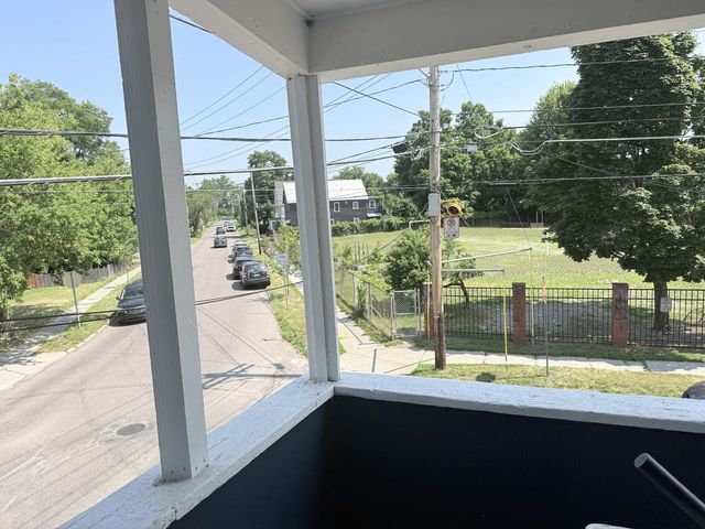 87 Spring Street, Burlington, VT 05401