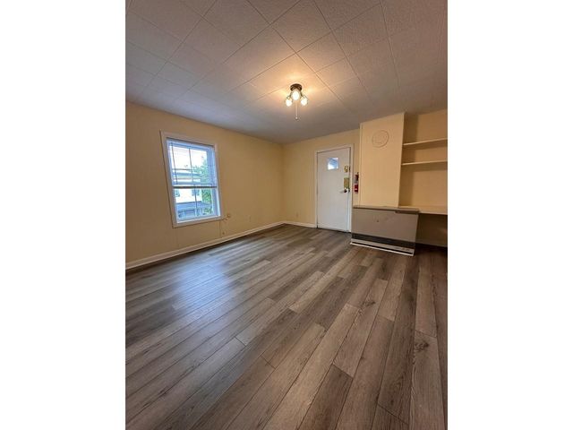 87 Spring Street, Burlington, VT 05401