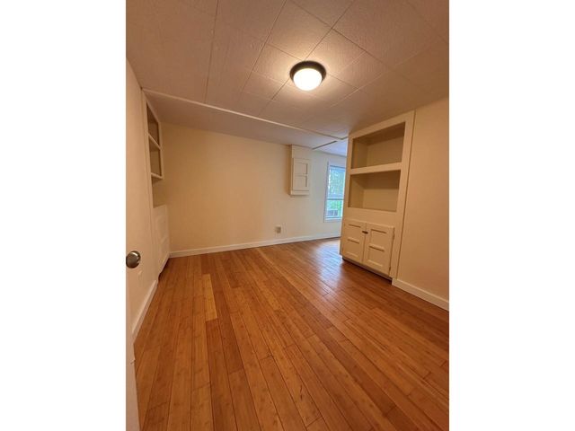 87 Spring Street, Burlington, VT 05401