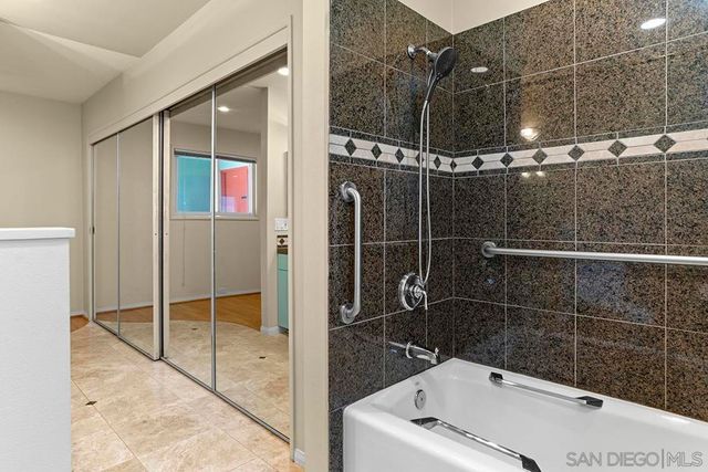 2939 GOVERNOR DRIVE, San Diego, CA 92122