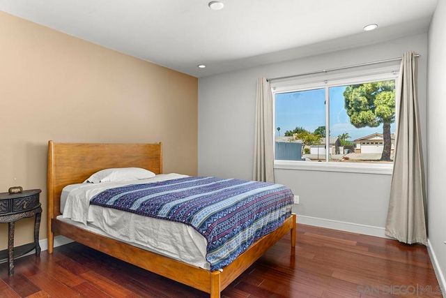 2939 GOVERNOR DRIVE, San Diego, CA 92122