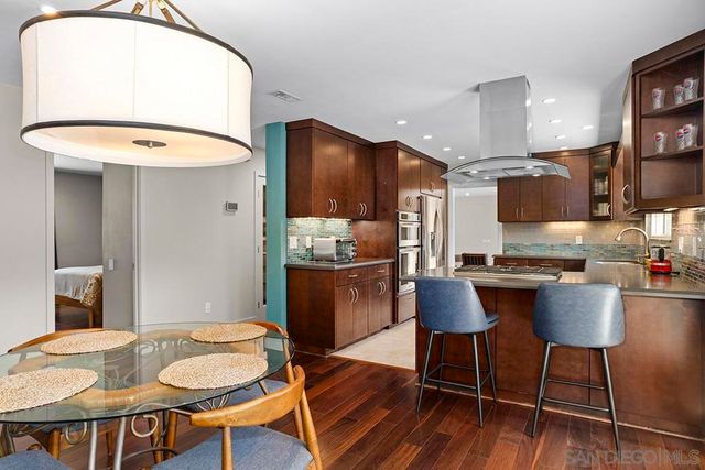 2939 GOVERNOR DRIVE, San Diego, CA 92122