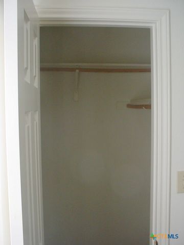 104 Jocelyn Circle, Victoria, TX 77901