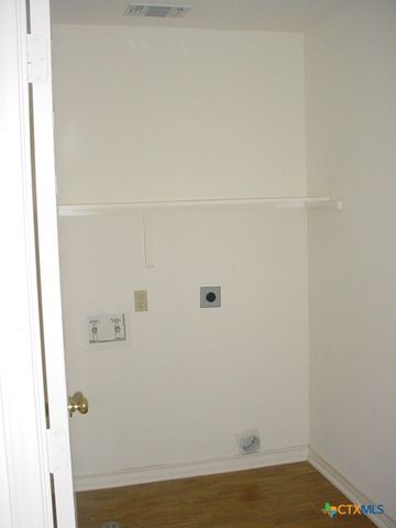 104 Jocelyn Circle, Victoria, TX 77901