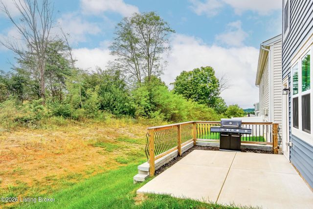 10027 Windcrest Farms Ln 19B, Louisville, KY 40291