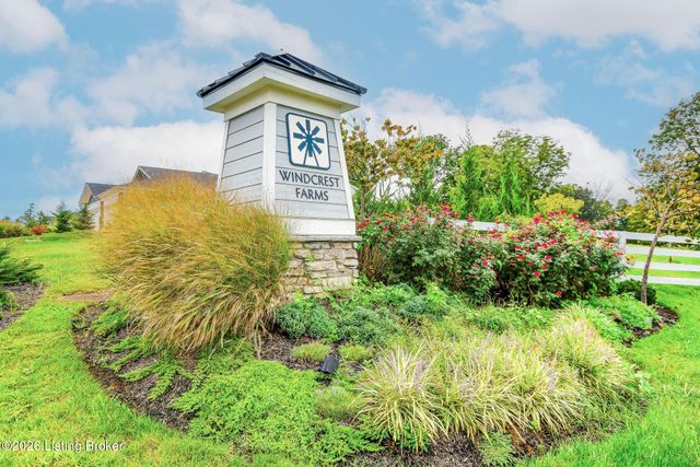 10027 Windcrest Farms Ln 19B, Louisville, KY 40291