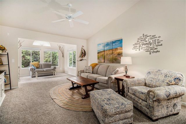 2219 Gray Oak Cove 37, Portage, MI 49024