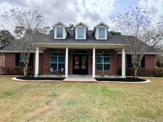 110 Cheltenham St, Lumberton, TX 77657