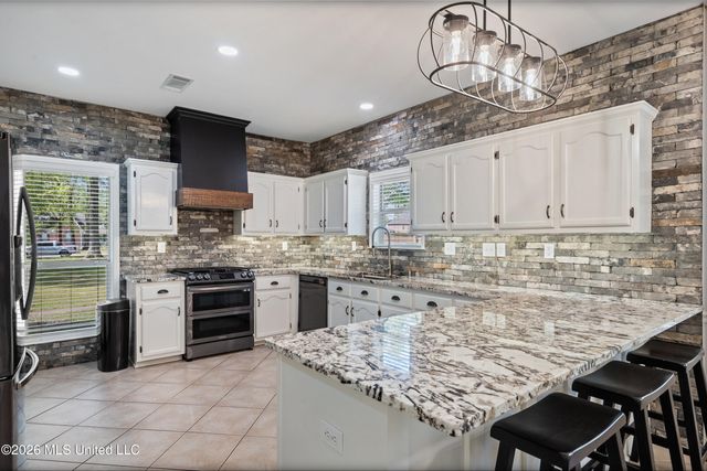 4280 Roman Forest Drive, Olive Branch, MS 38654