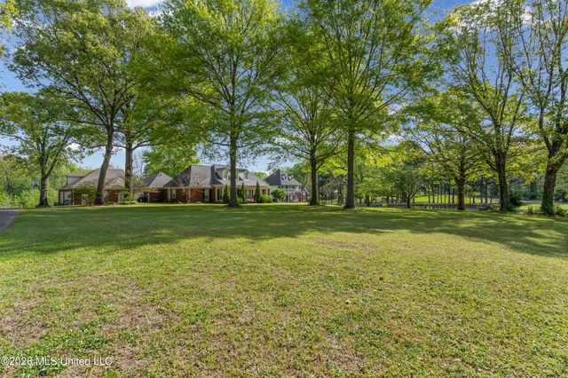 4280 Roman Forest Drive, Olive Branch, MS 38654