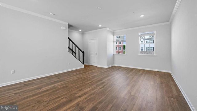 4 MERION AVE, Rosedale, MD 21237