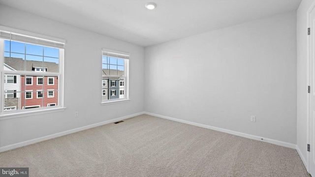 4 MERION AVE, Rosedale, MD 21237