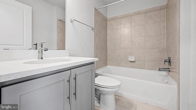 4 MERION AVE, Rosedale, MD 21237