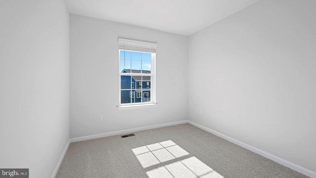 4 MERION AVE, Rosedale, MD 21237