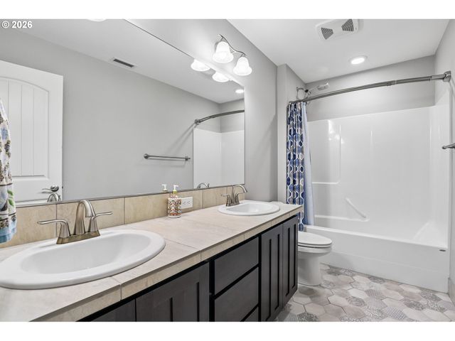 12500 Ne 59TH Ave, Vancouver, WA 98686
