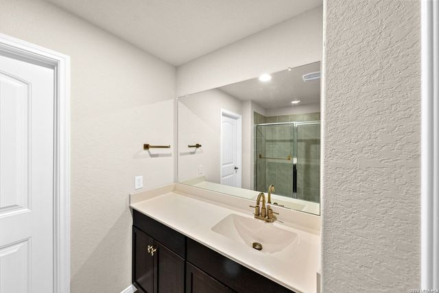 277 Orion Dr, New Braunfels, TX 78130