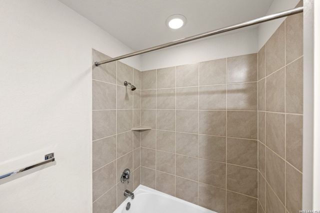 277 Orion Dr, New Braunfels, TX 78130