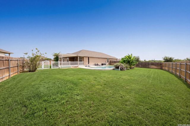 277 Orion Dr, New Braunfels, TX 78130