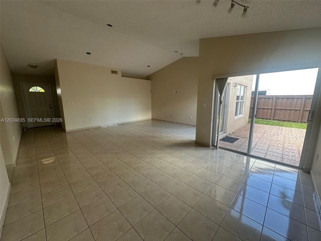 16280 SW 77th Ter, Miami, FL 33193