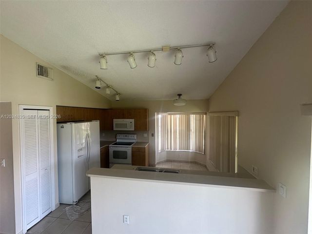 16280 SW 77th Ter, Miami, FL 33193