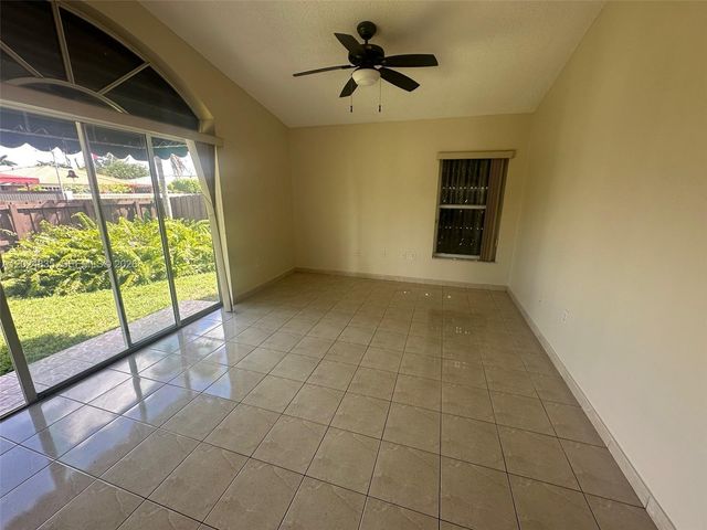 16280 SW 77th Ter, Miami, FL 33193
