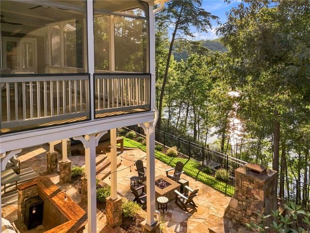 117 Peninsula Way, Dawsonville, GA 30534