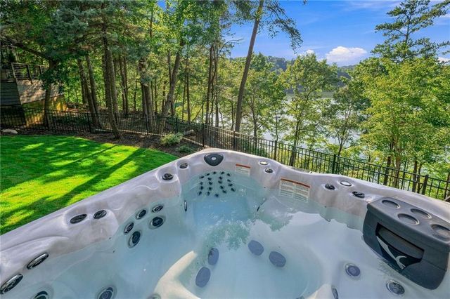117 Peninsula Way, Dawsonville, GA 30534