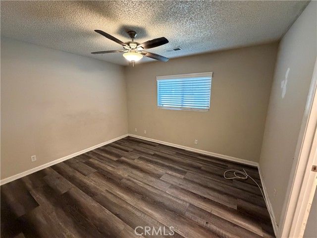 17600 Orange, Hesperia, CA 92345