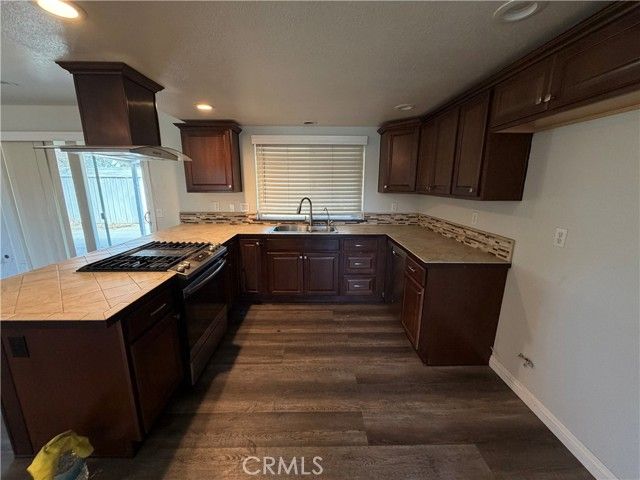 17600 Orange, Hesperia, CA 92345