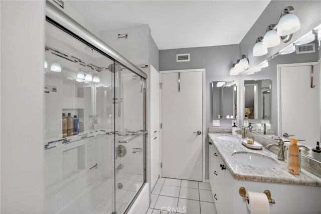 8631 Larkport Drive, Huntington Beach, CA 92646